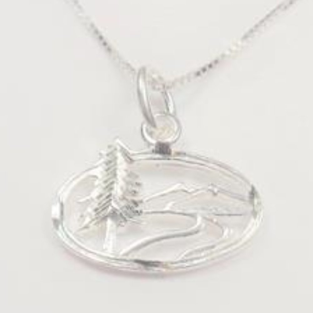 STERLING SILVER COLORADO MOUNTAIN SKIING LANDSCAPE SCENE PENDANT NECKLACE